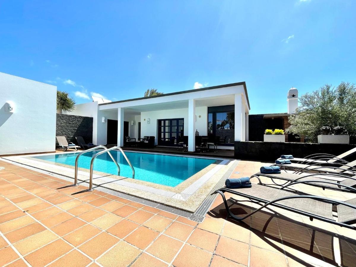 Villas Mamma Mia Pool Heat Private & Jacuzzi Playa Blanca  Eksteriør billede